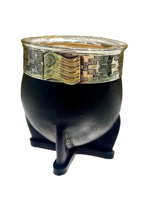 Mate de cuero con personalización artesanal